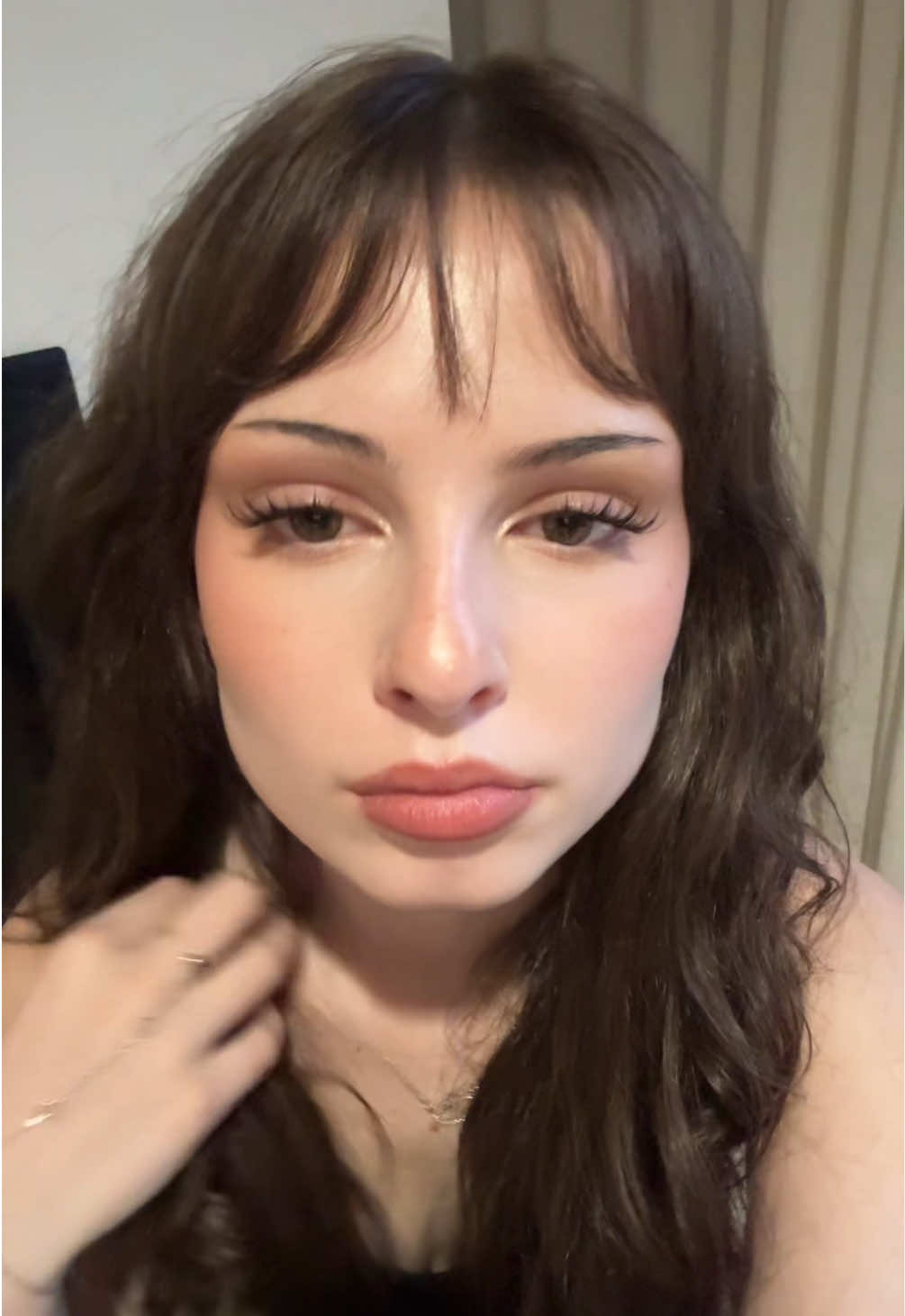@bella❦