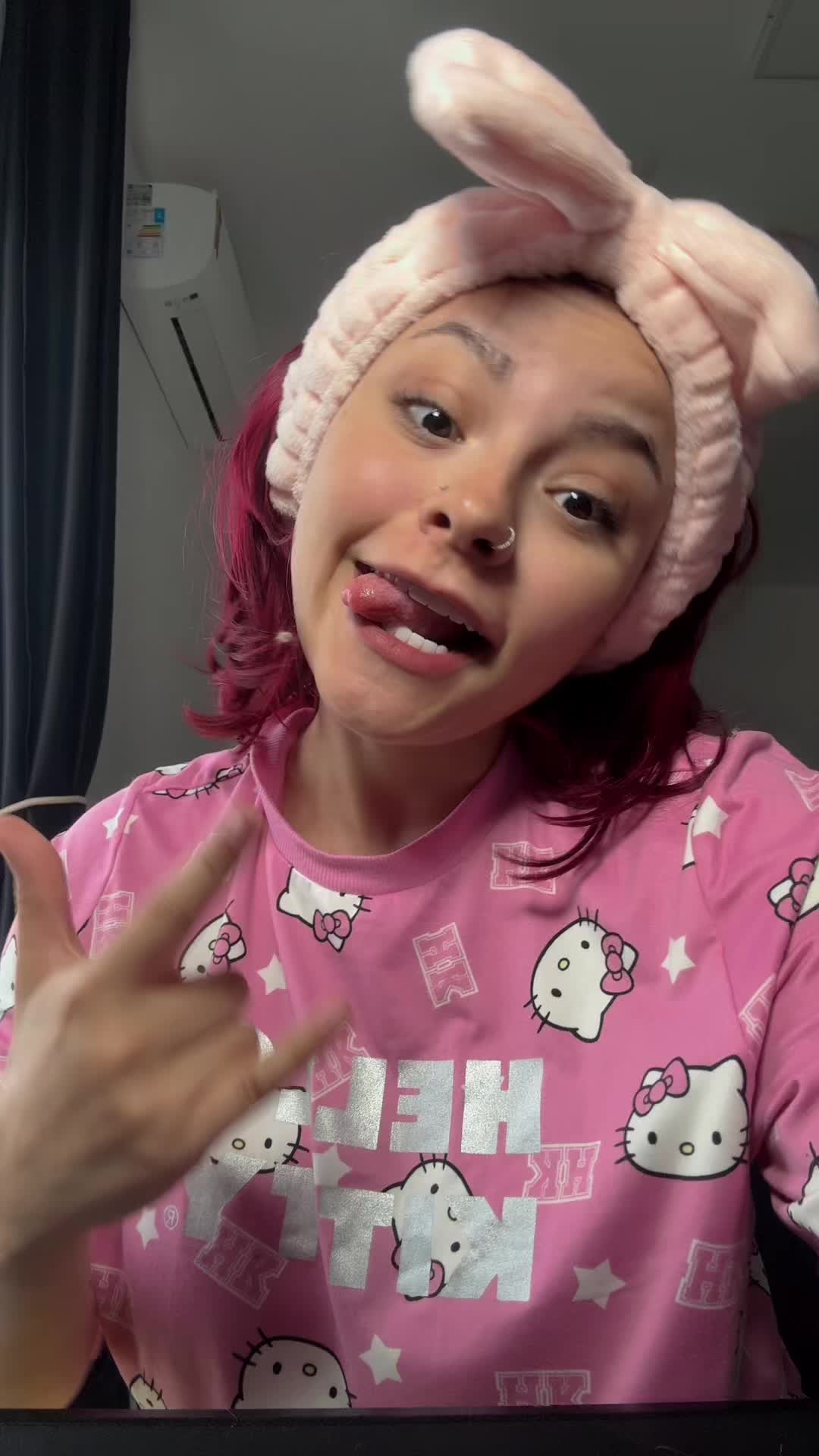 @𝕯𝖎𝖓𝖍𝖆💋