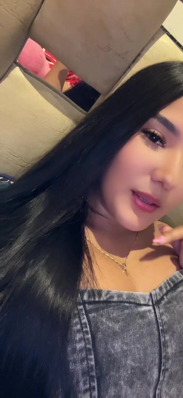 @angie_m057