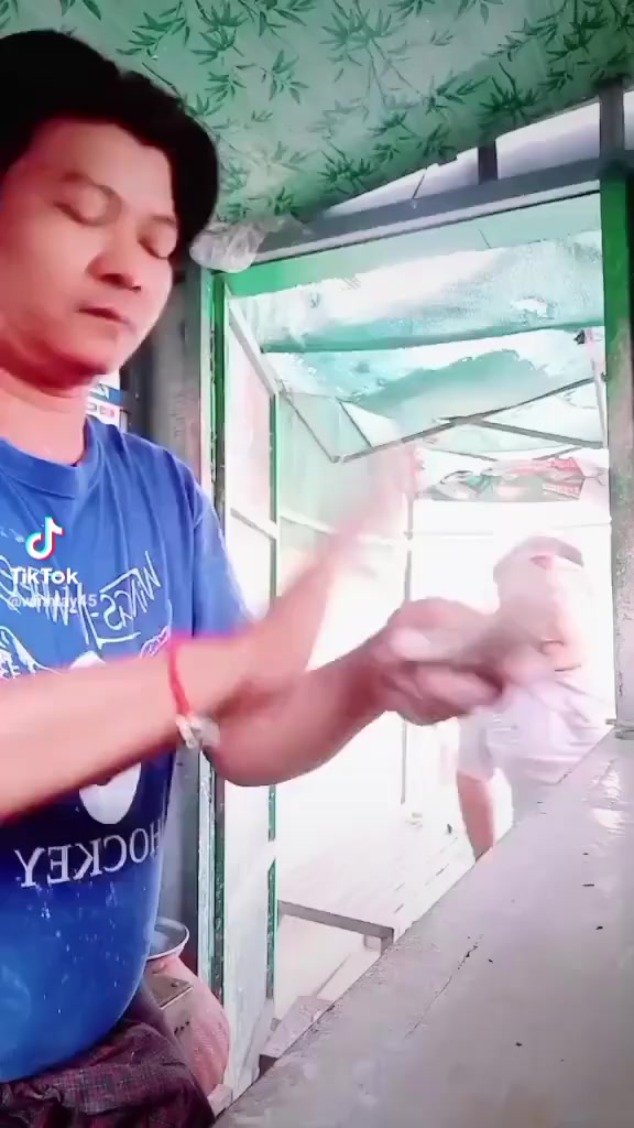 @Ko Toe