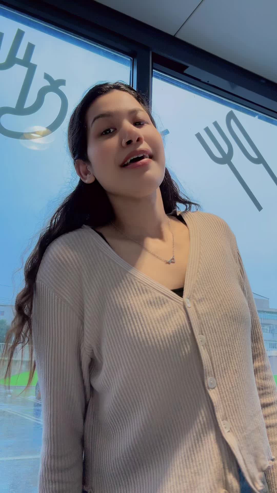 @Karinathapa👀❤️🤞
