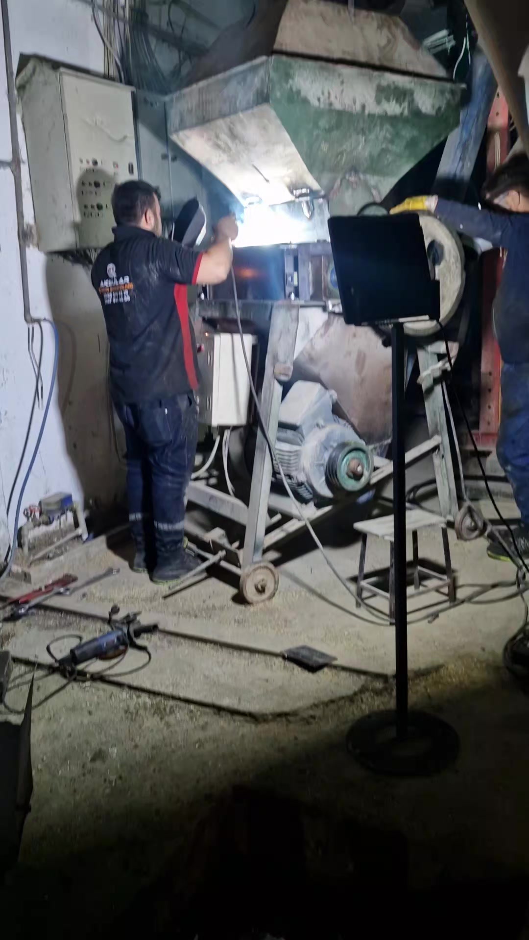 @Hasan Akkaş