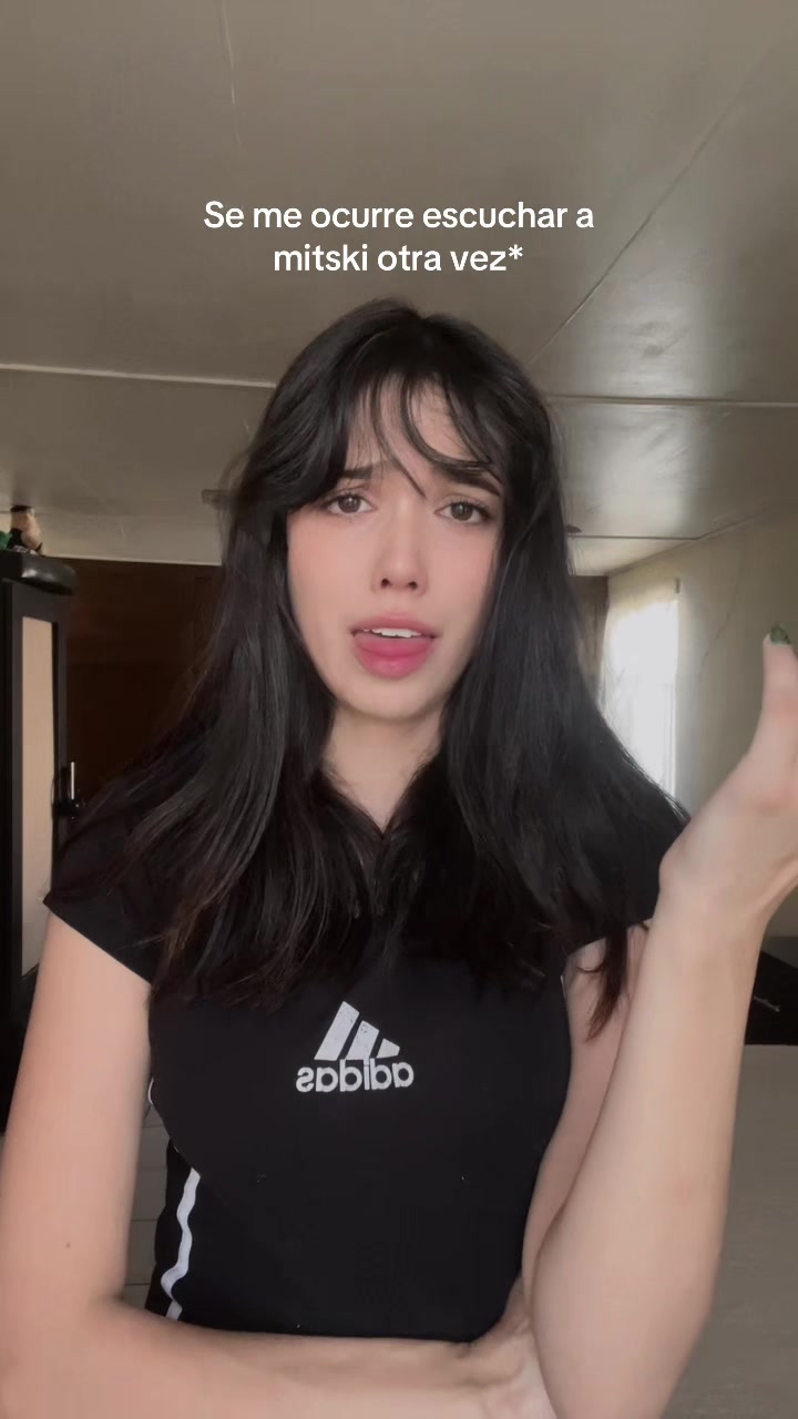 @Cristian Daniela ๐จ