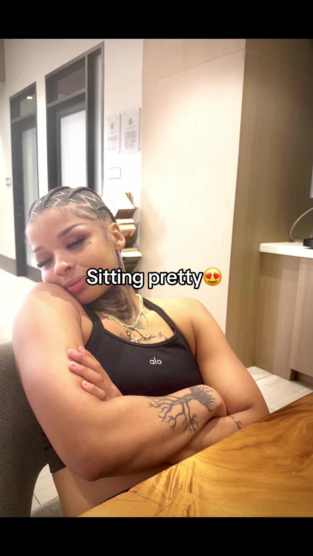 @chrisean