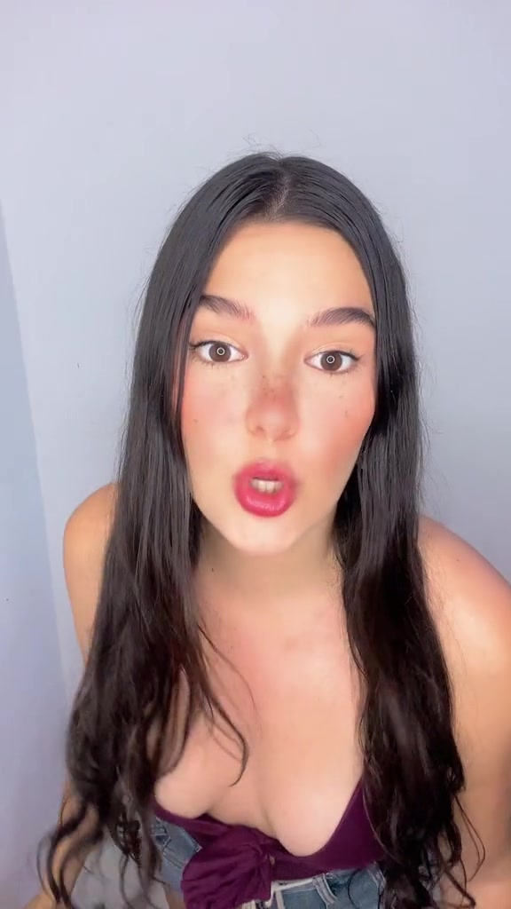 @Rosalia Velasquez🌹🐍