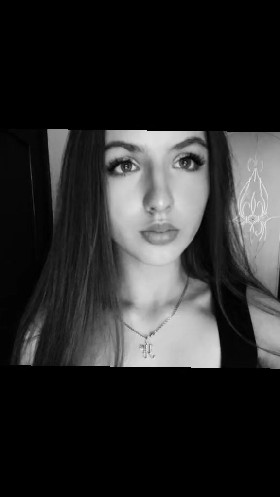@Nikoletta