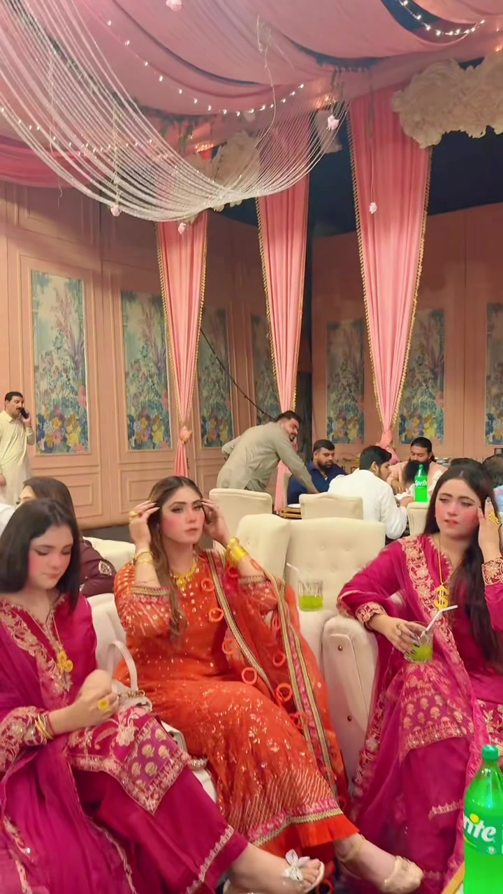 @Reema Khan