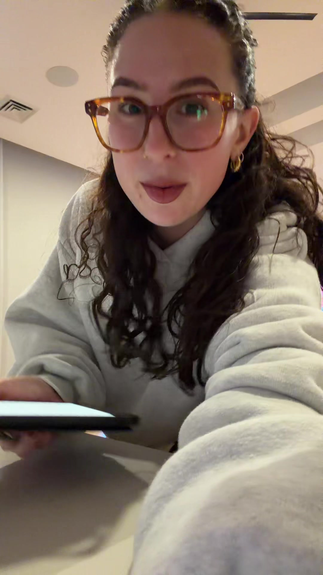 @isabellaloree