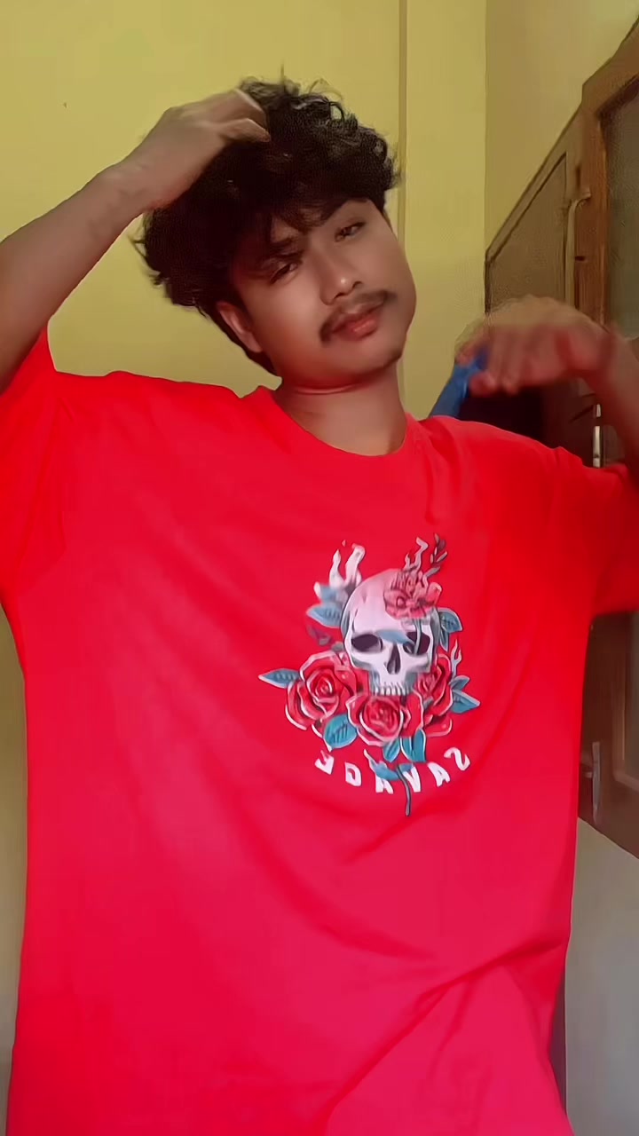 @SiMple😈BoY🔥👑