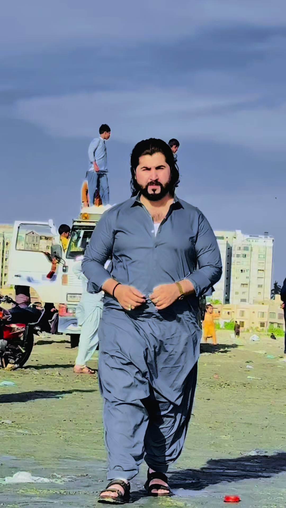 @Umer Khaitab