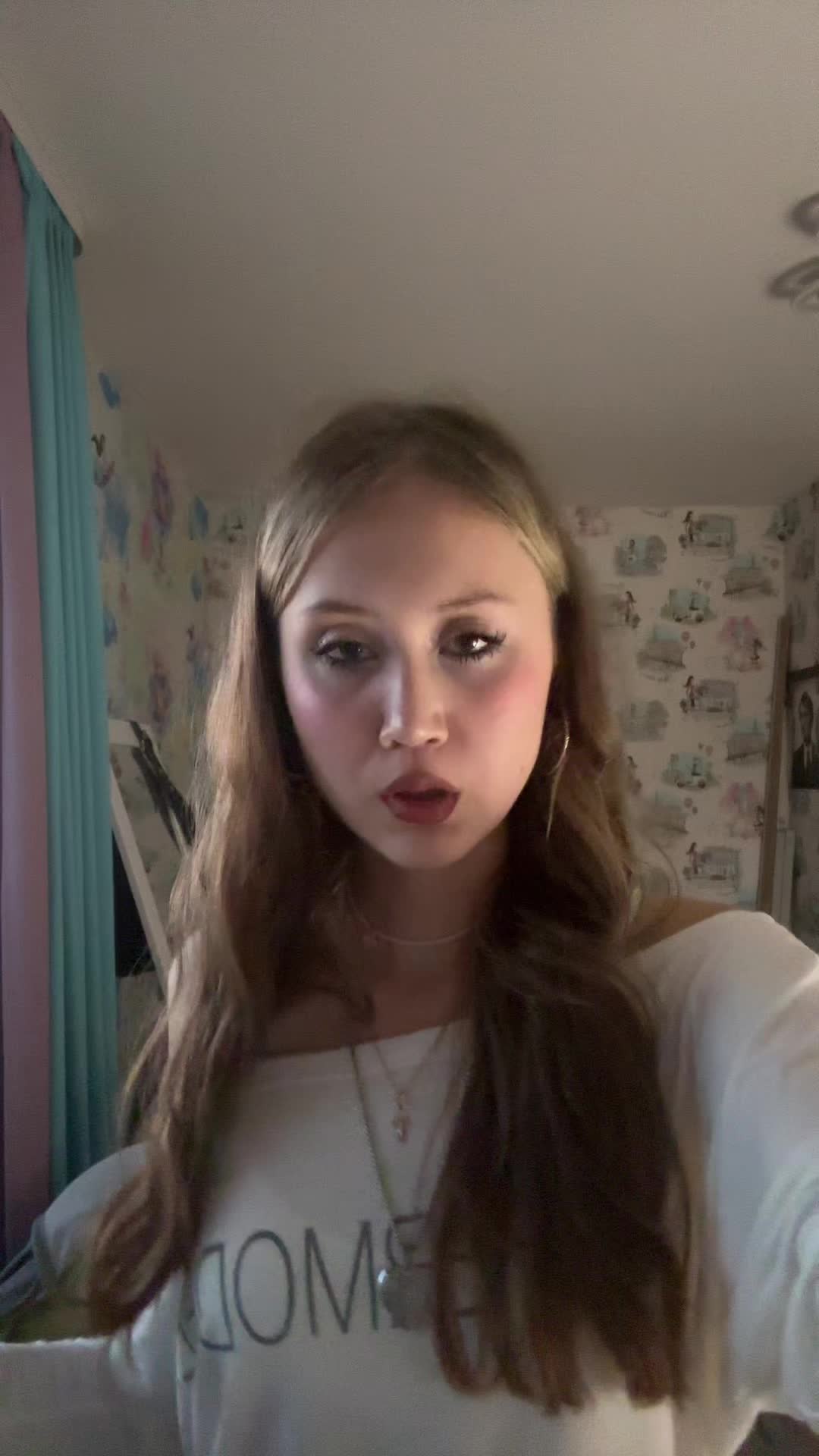 @лиза