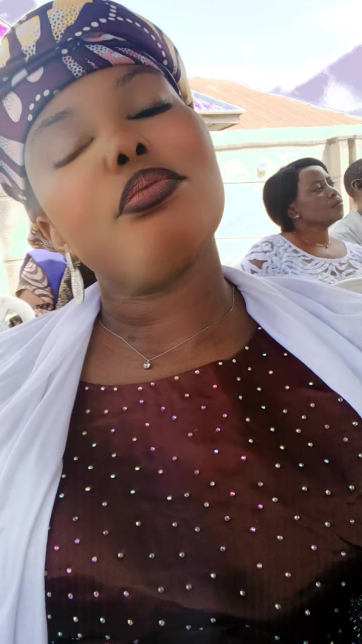 @hon shamsiya