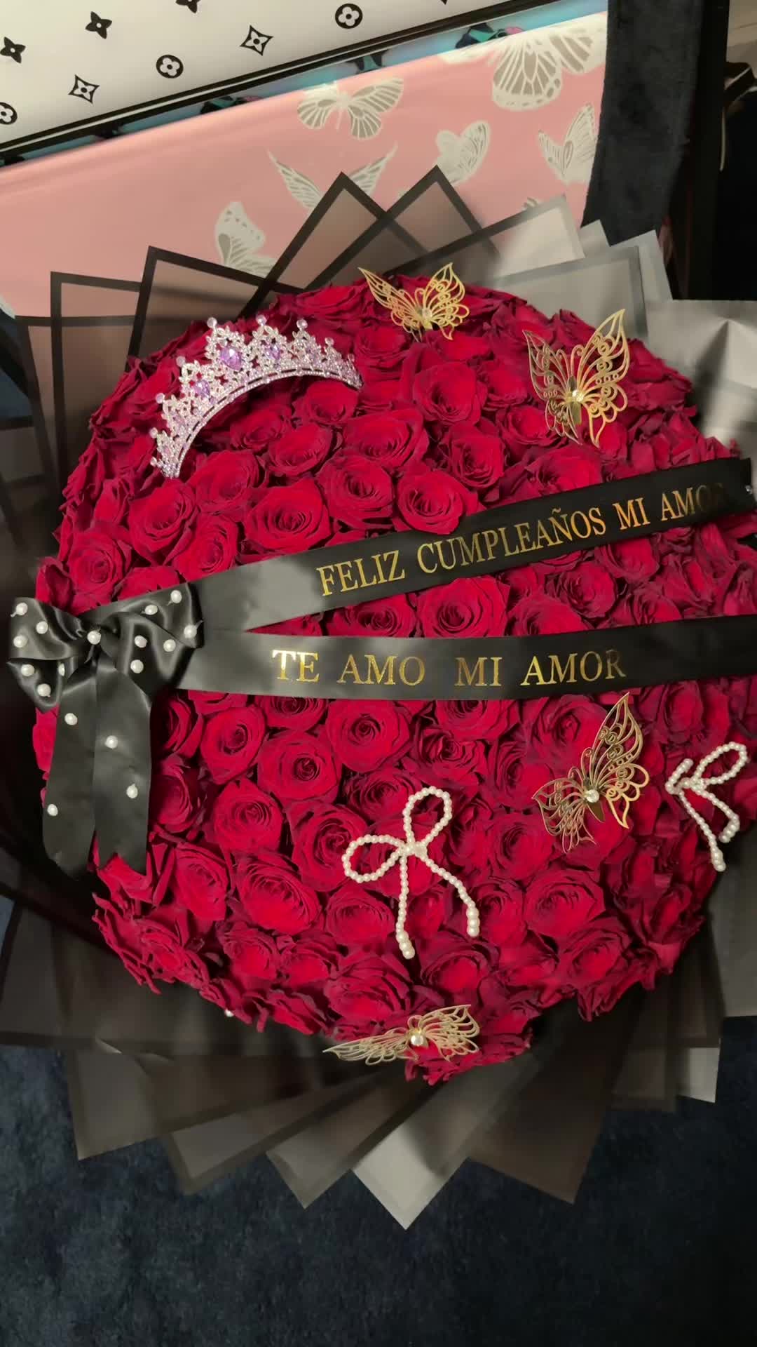 @Clari Velasquez ☘️🌹🌻🍒