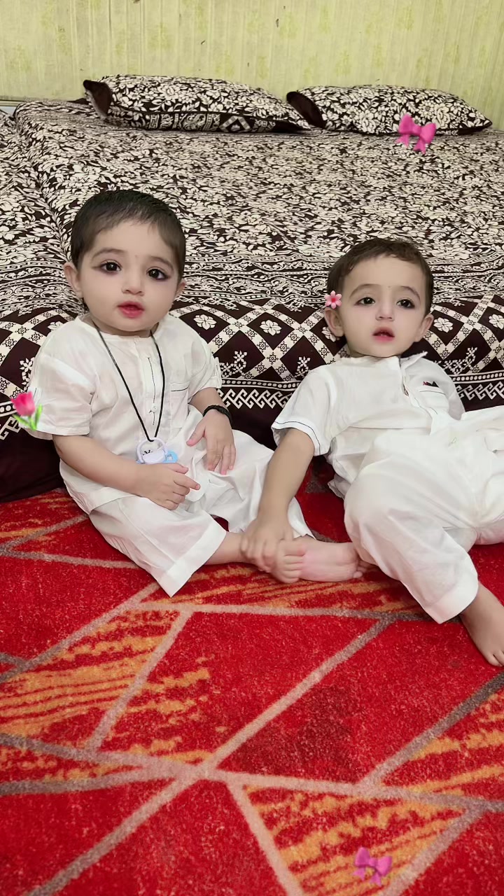 @AyEsHaRaHeEl🎀♥️