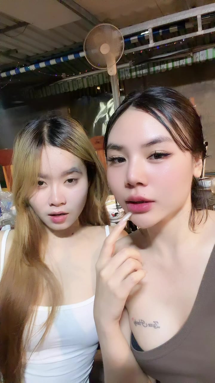 @E L Y S A