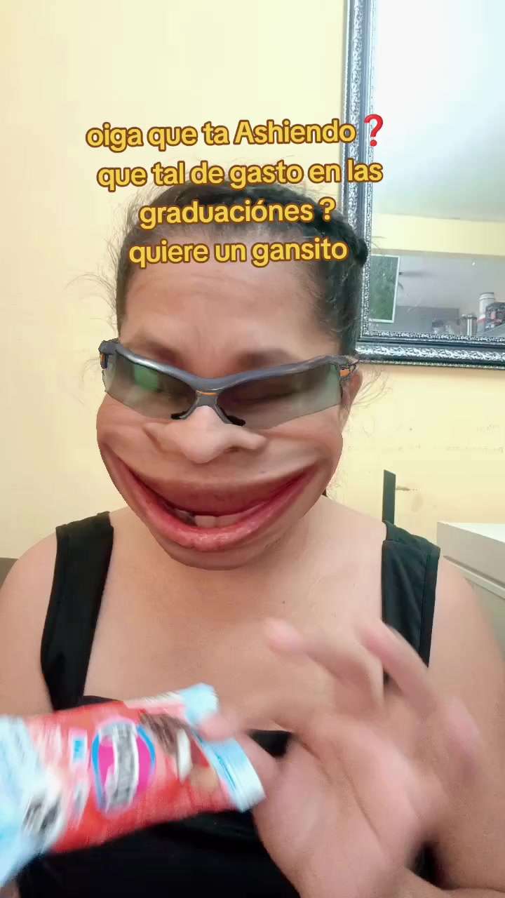 @Shalalá De Los Famosos