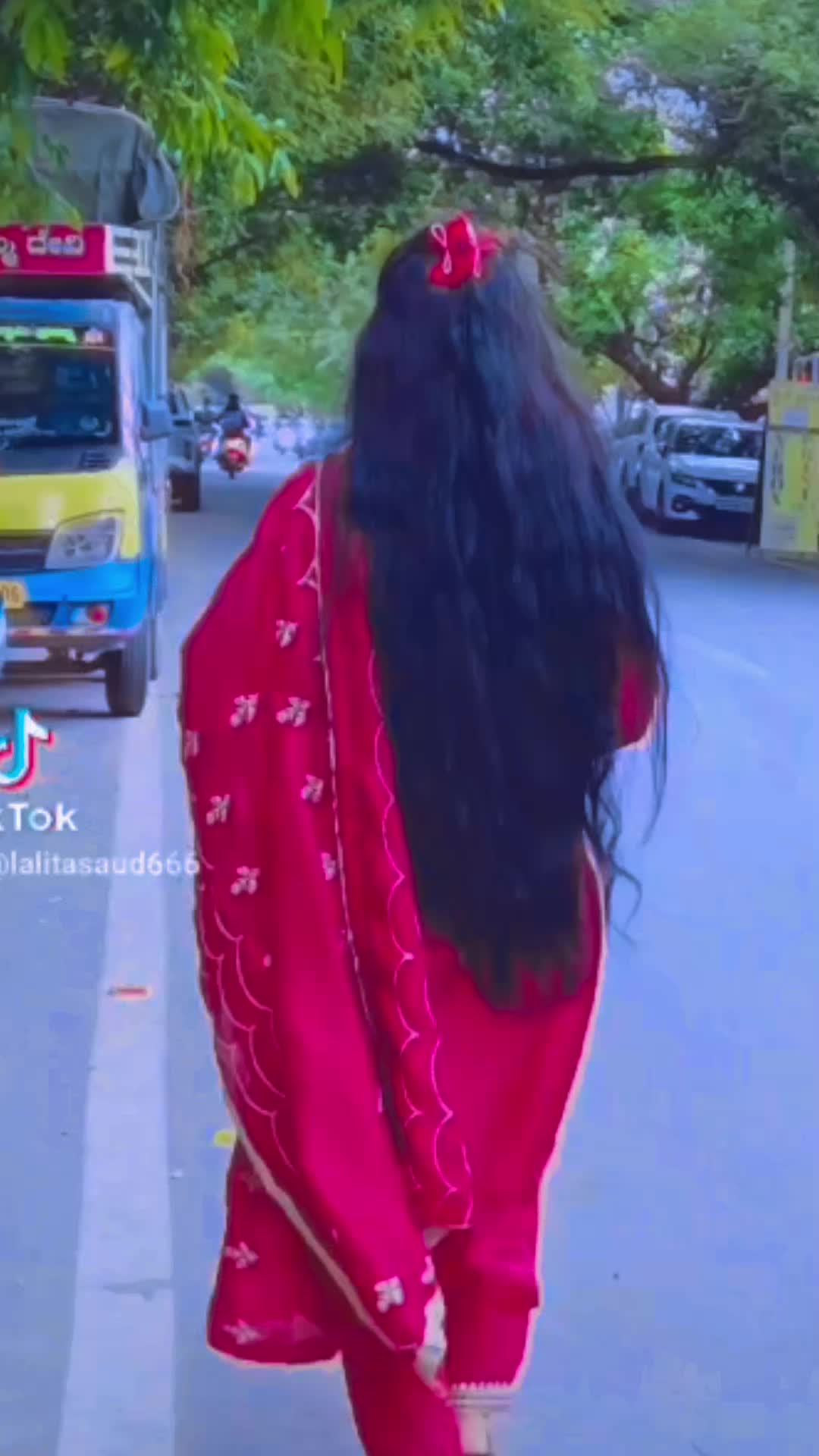 @अभागी परदेशी छोरी 🇮🇳🇳🇵😭