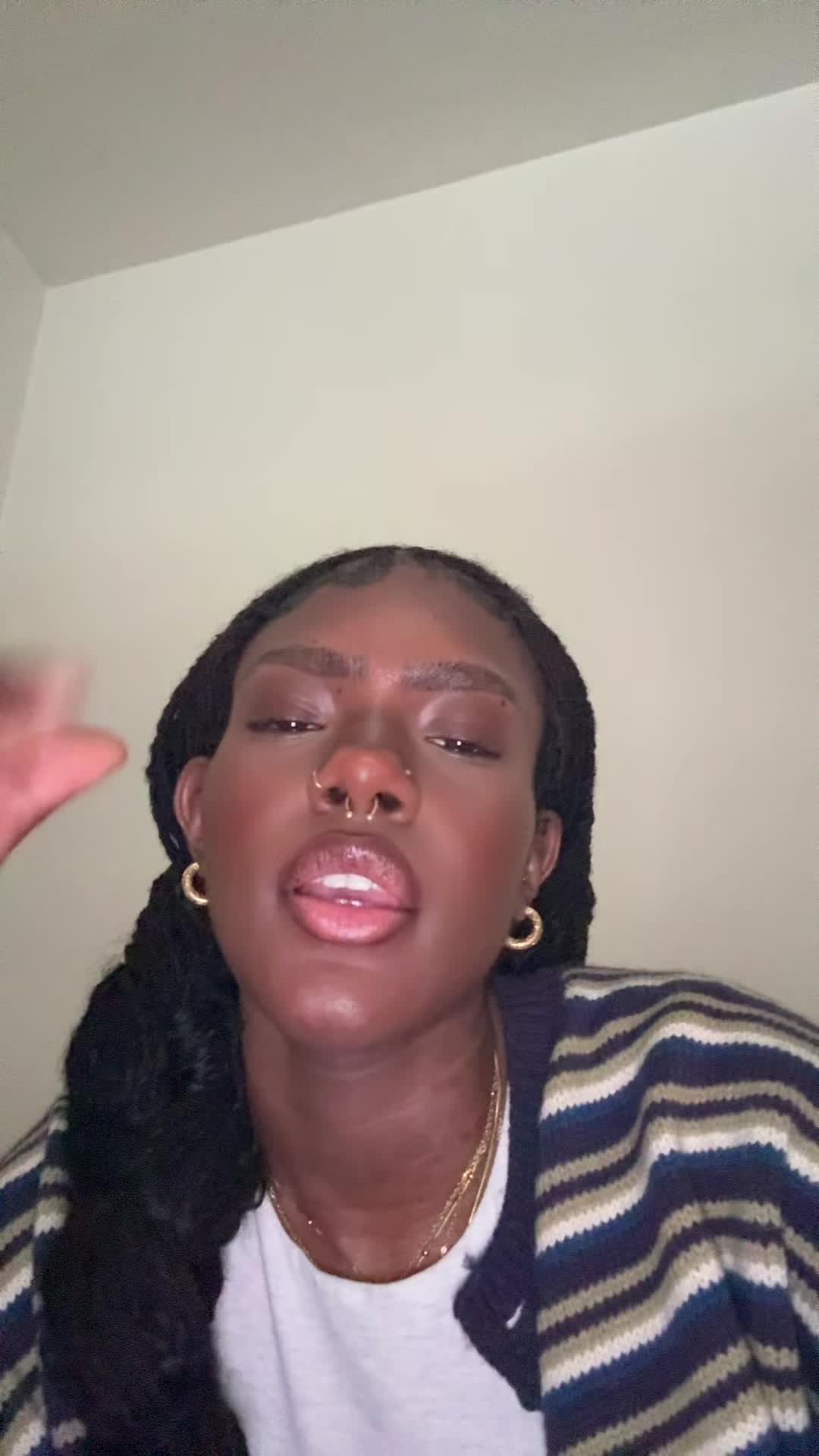 @amira ᥫ᭡