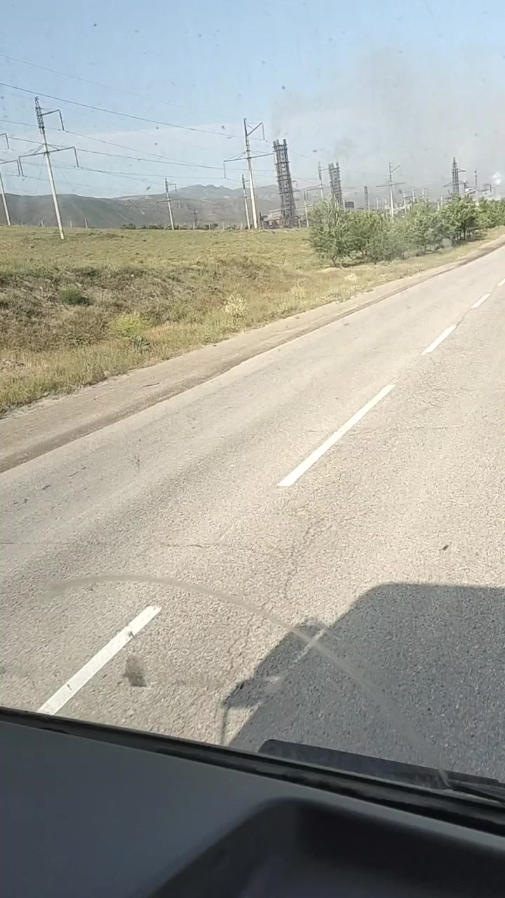 @али