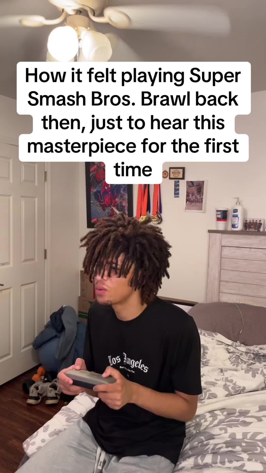@ITZZ$kovie
