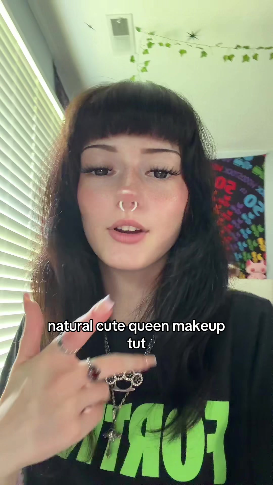 @⃟
