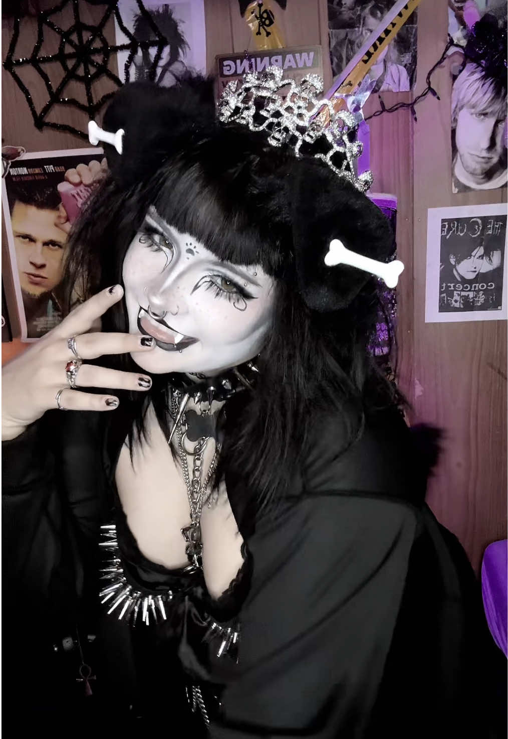 @𝐁𝐞𝐥𝐥𝐬 ;𝟑 🐾