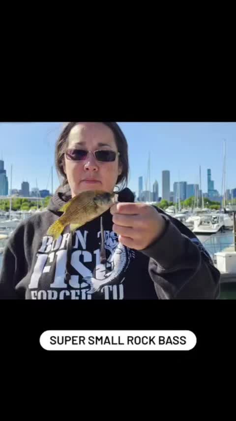 @FishinSinDerElla