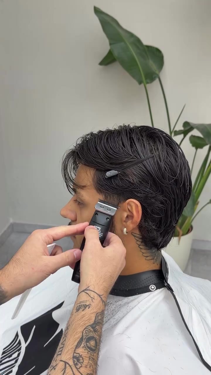@THE LATIN BARBERS 2