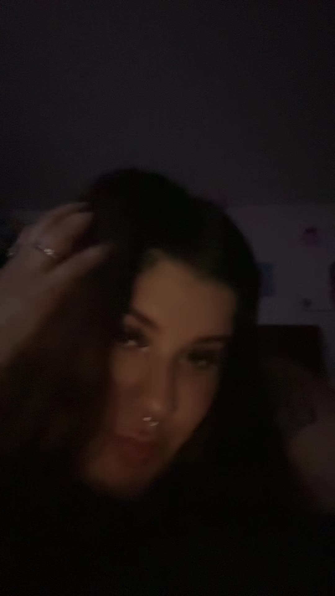 @DAVRIANA K🩷