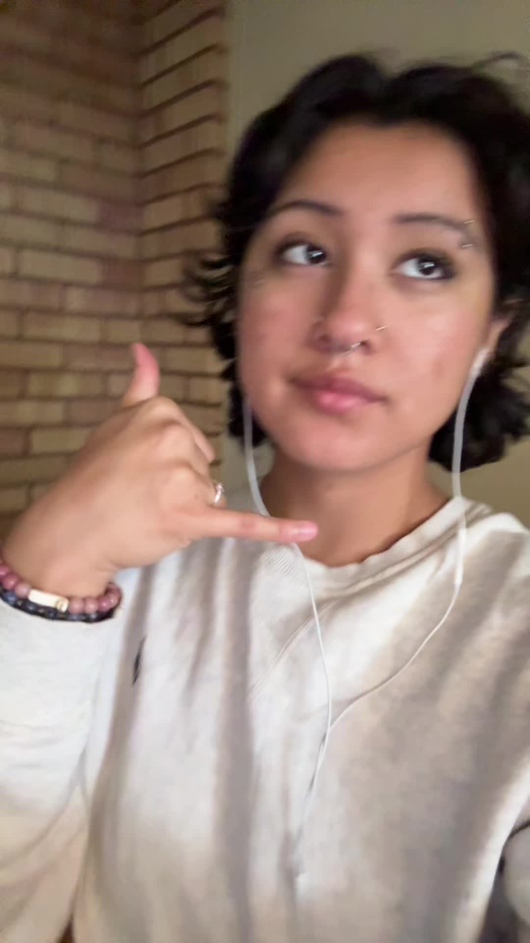 @Valeria