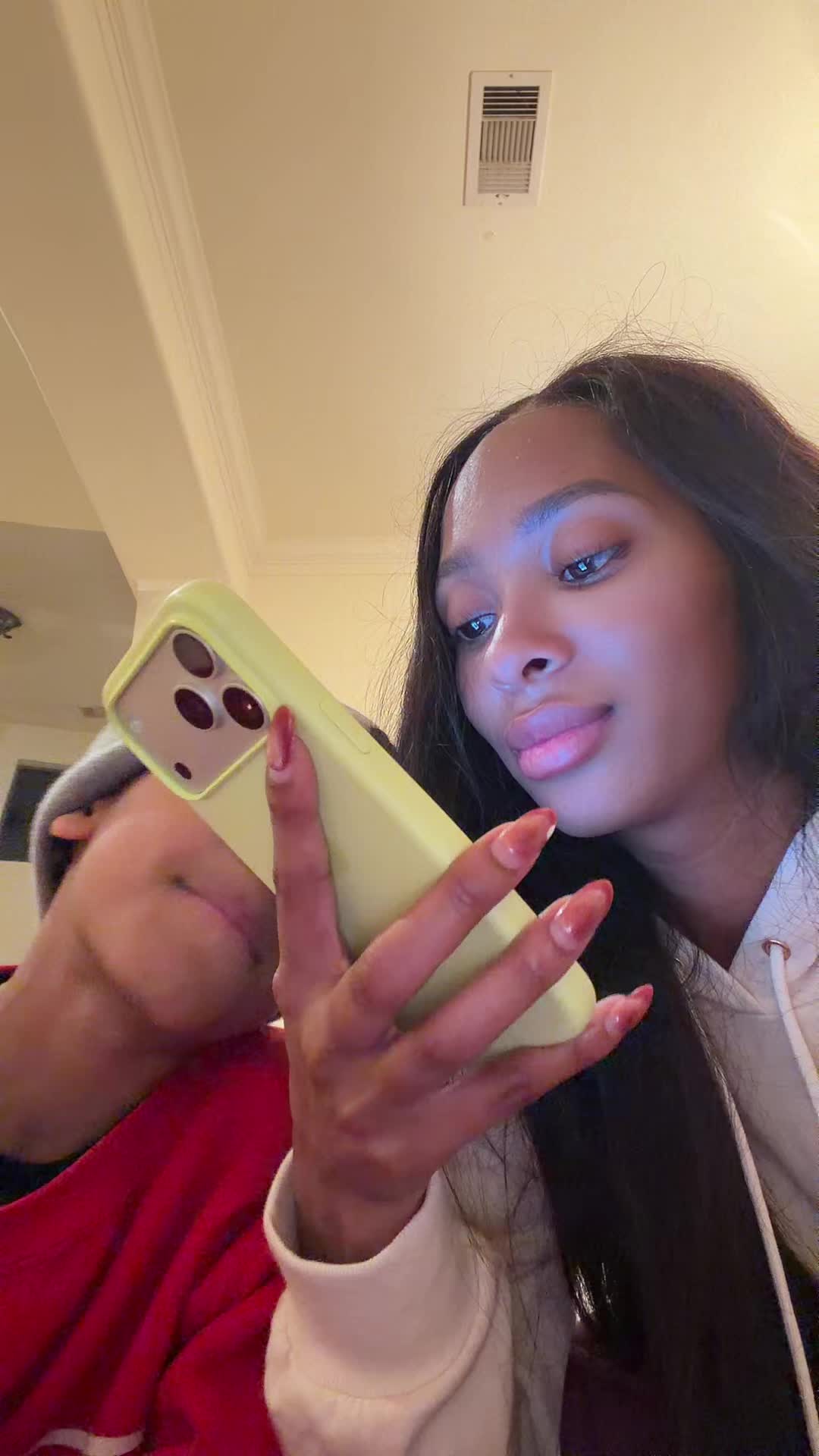 @Simply Teelee
