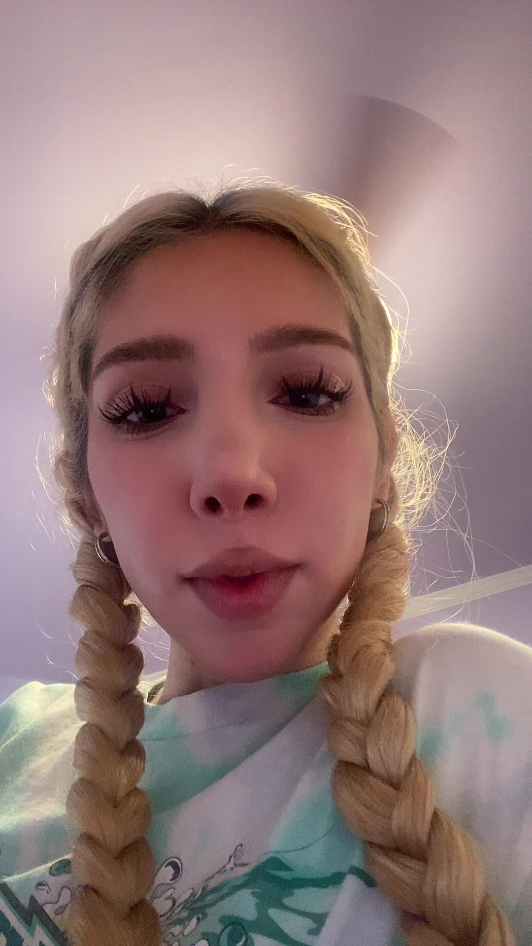 @ari💫