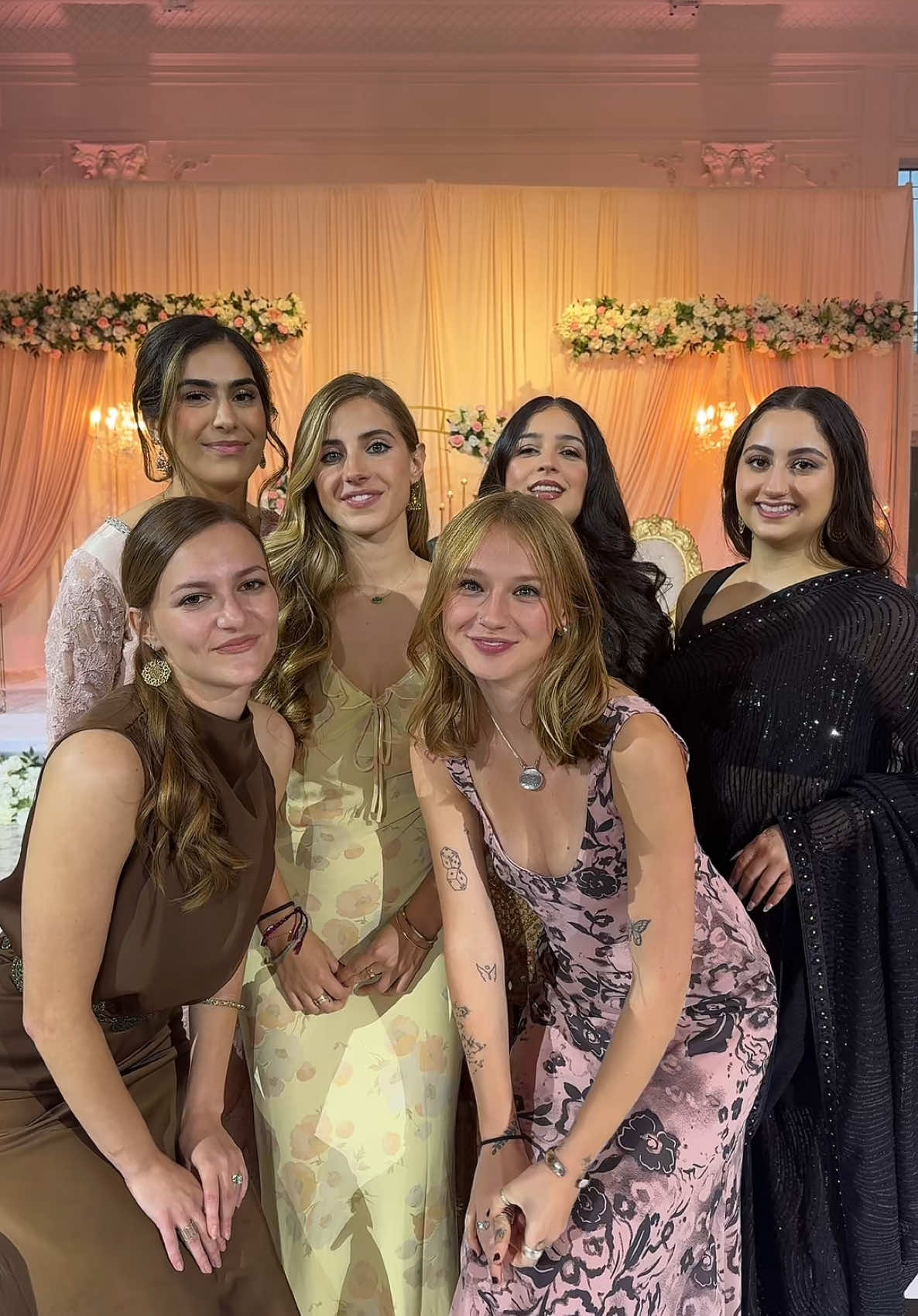 @farahcreates_