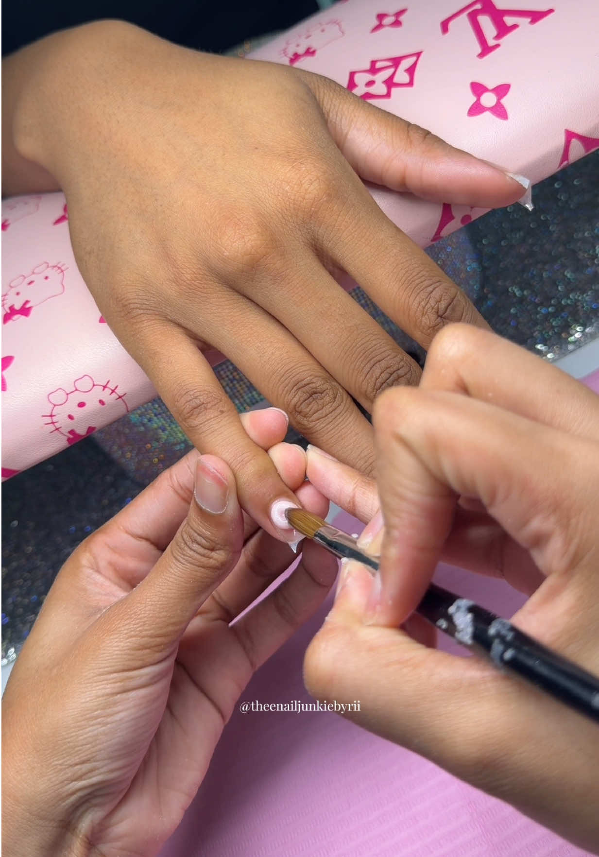 @Rihanna | KCMO Nail Artist