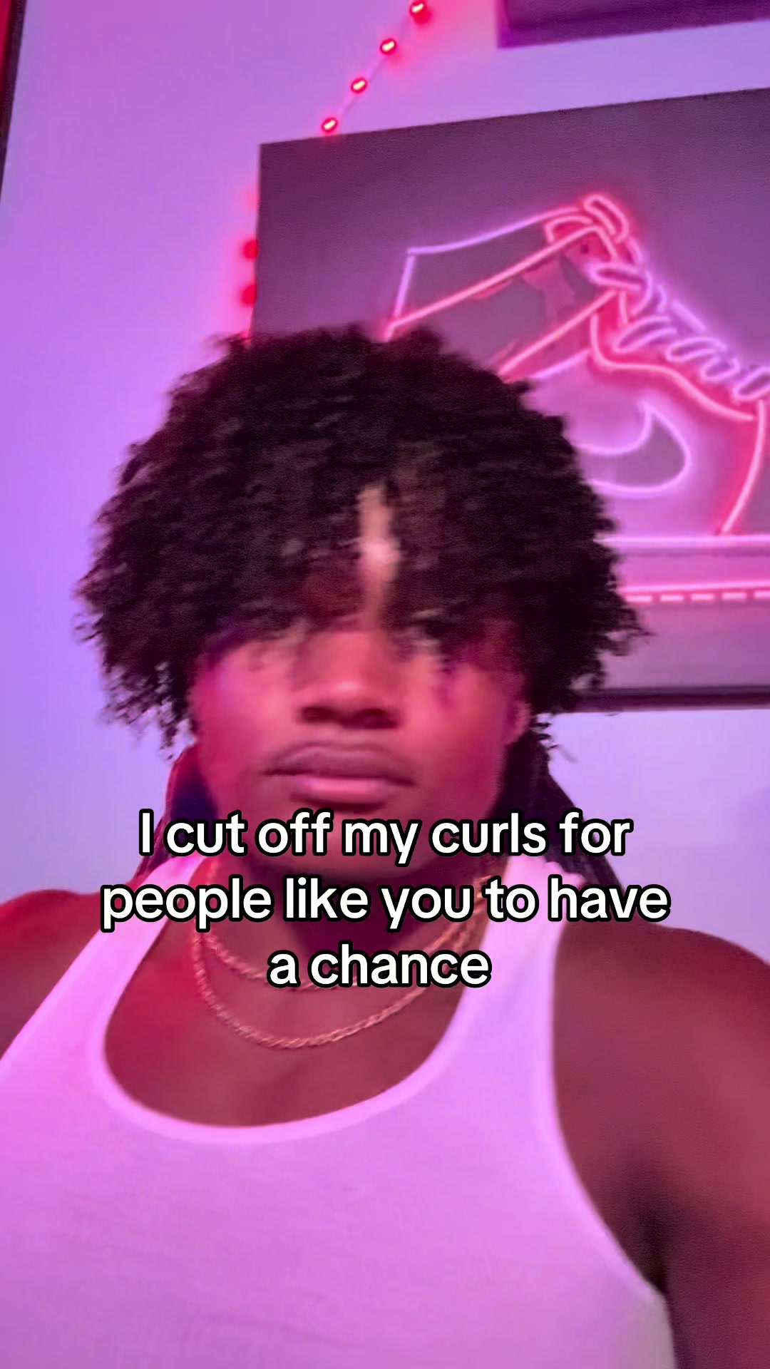 @⃟