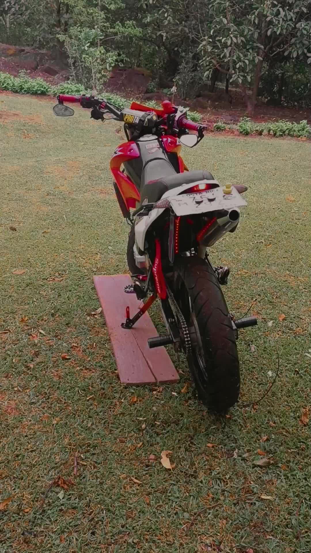 @๐ฅ๐๐๐ถ๊๐ฅ
