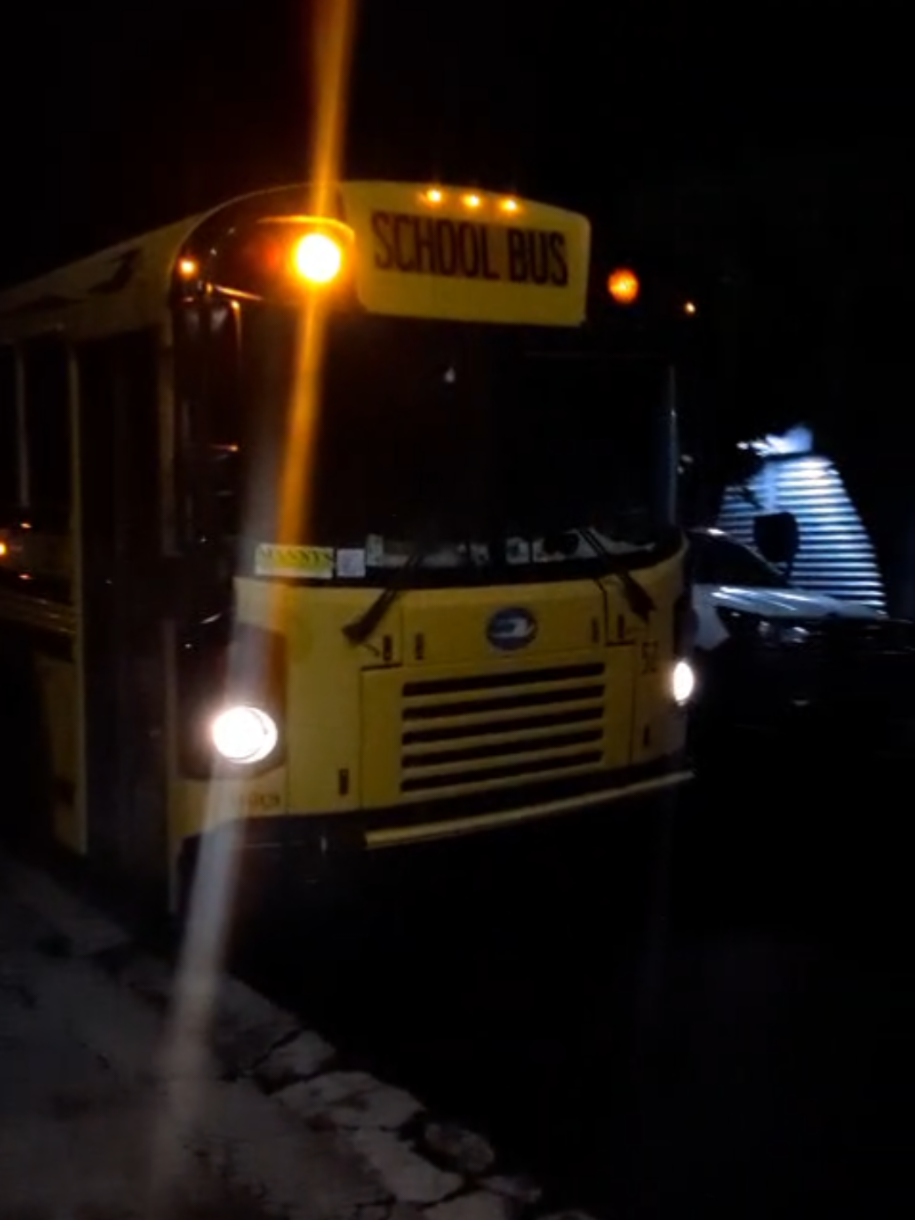 @Giovanni Rivas El de los buses