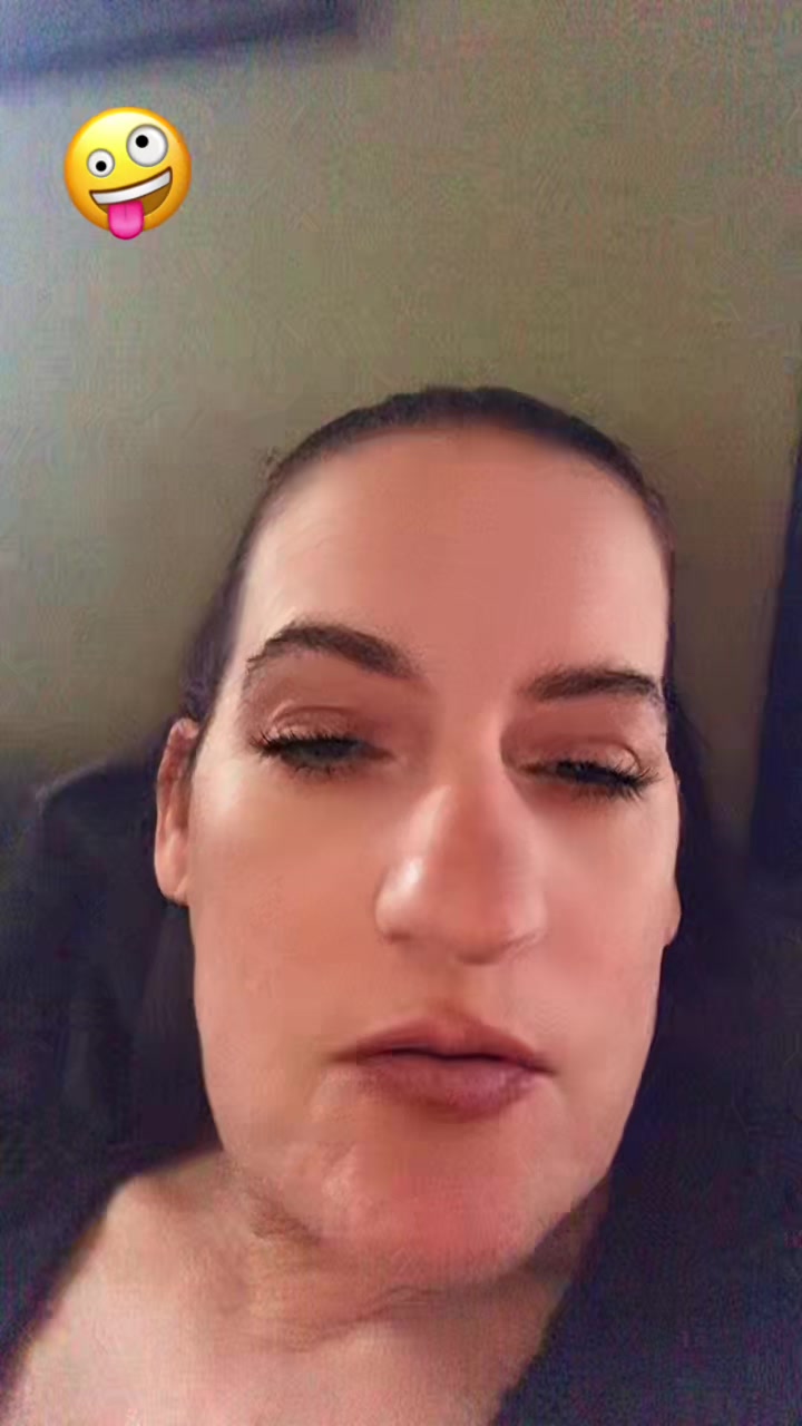 @MelissaPerryComedy🤪