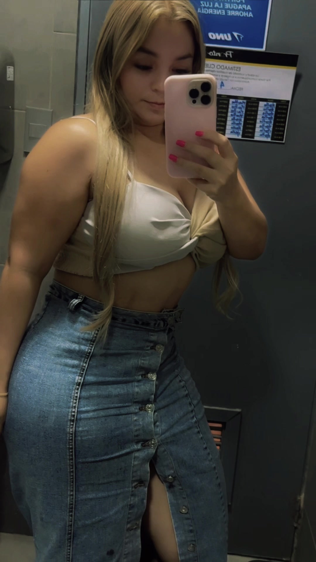 @Karen Martínez🦋La Barby👑