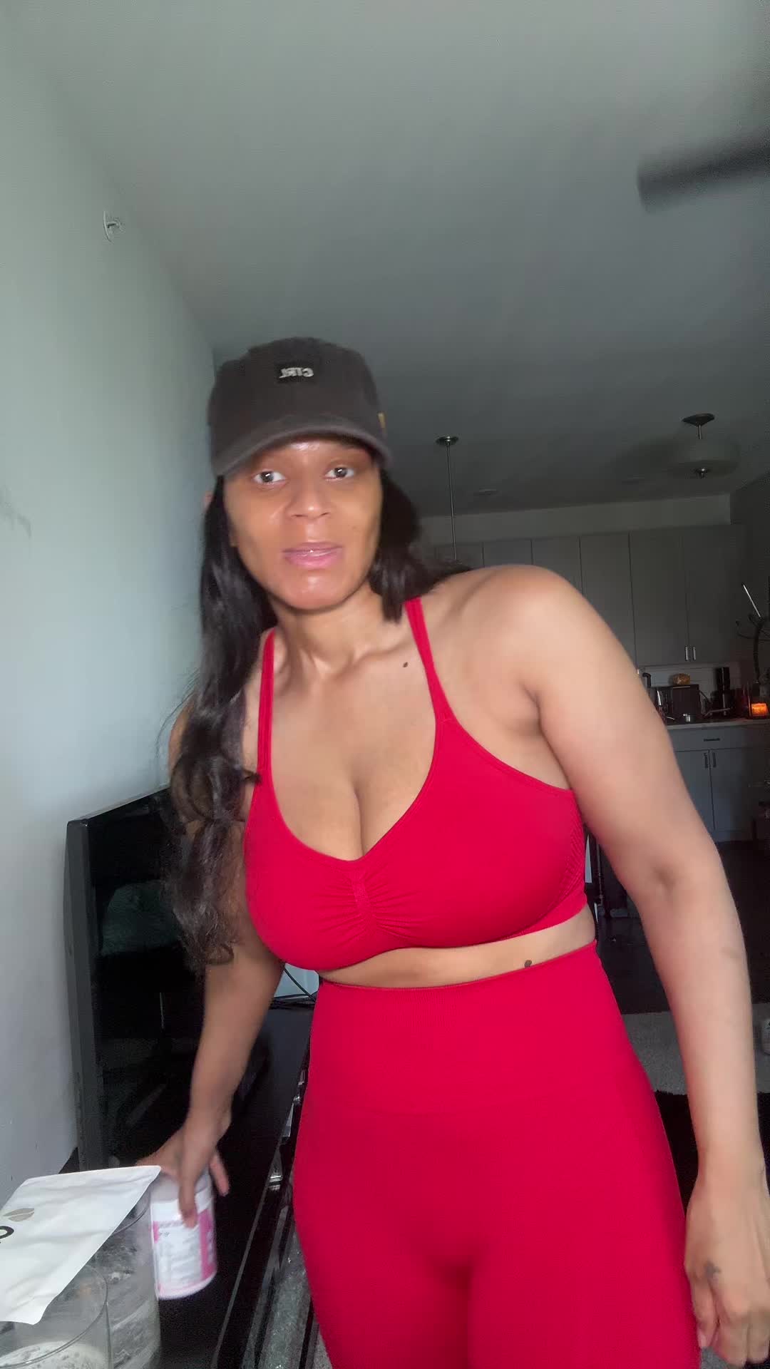 @IAMLOVE❤️❤️💫