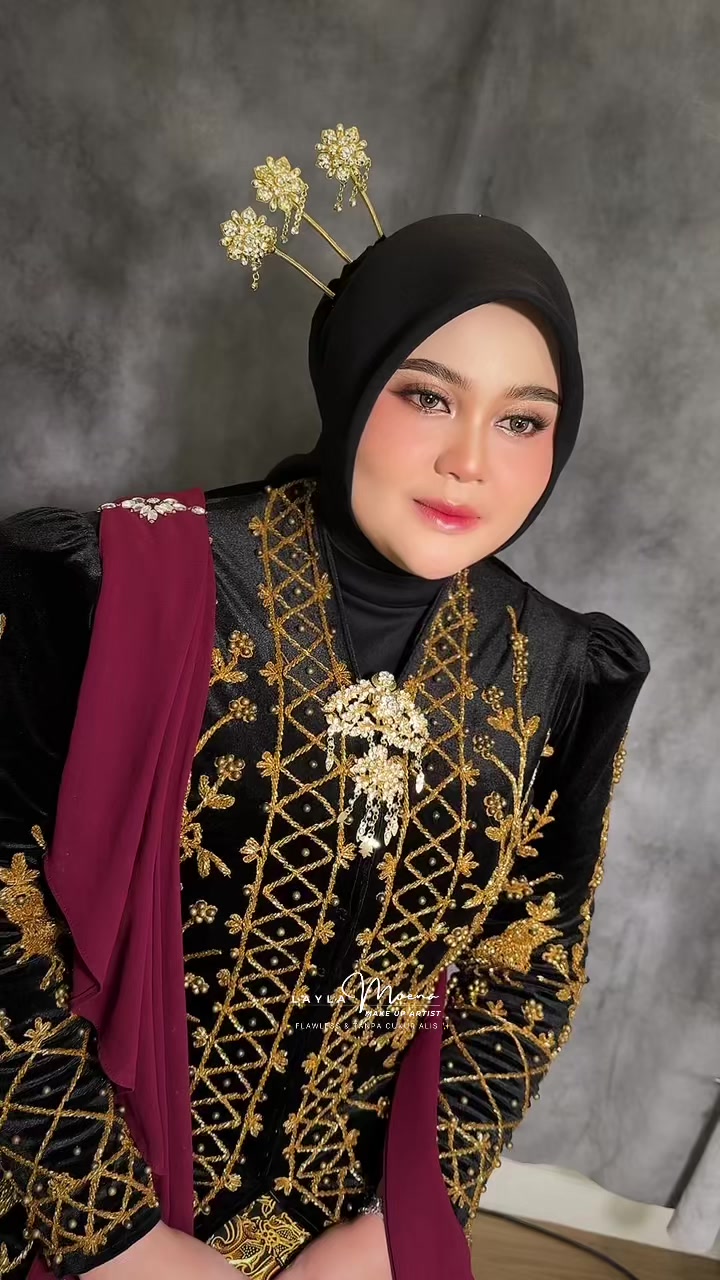@Layla moena MUA
