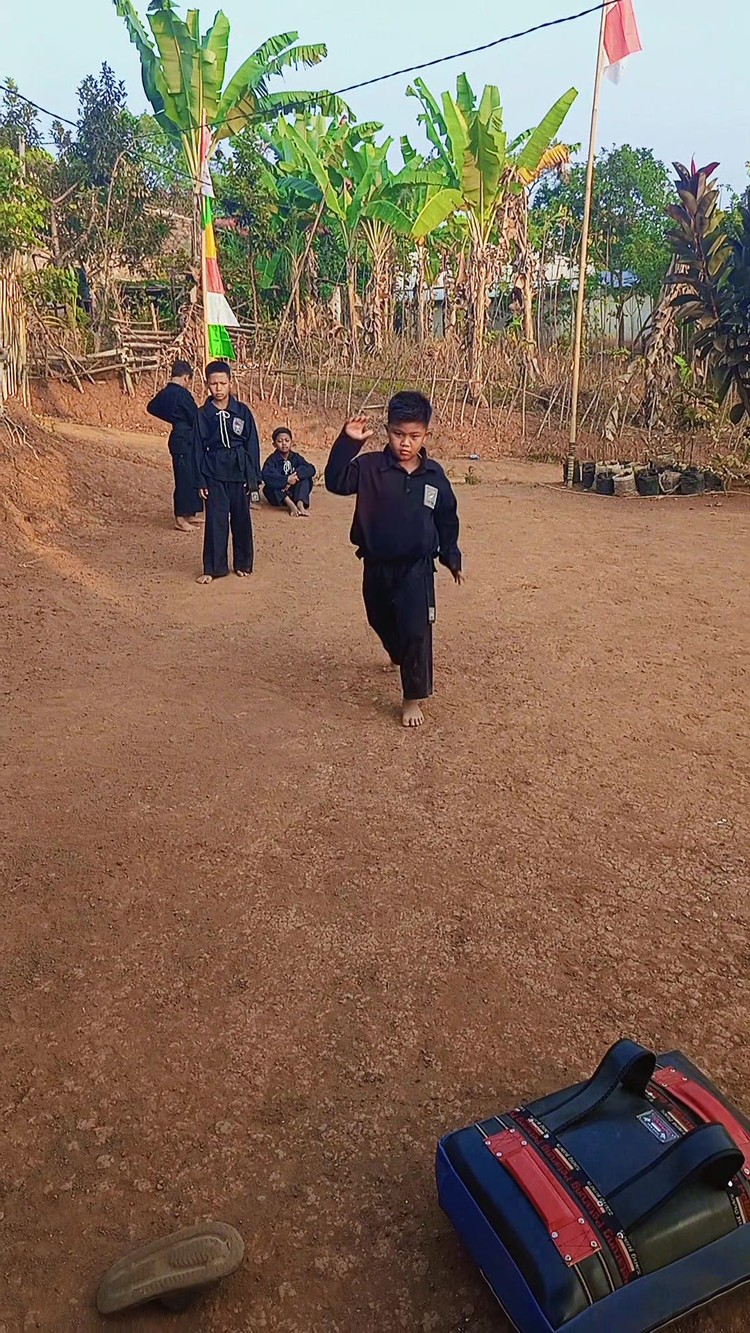 @Pejalan Sunyi