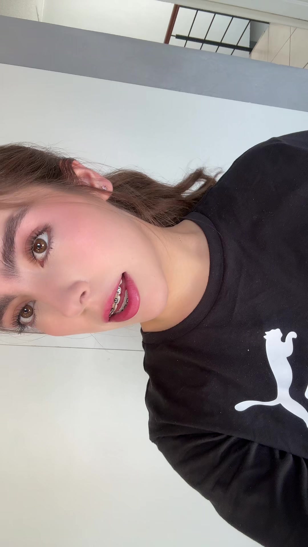 @_andreaalizee_