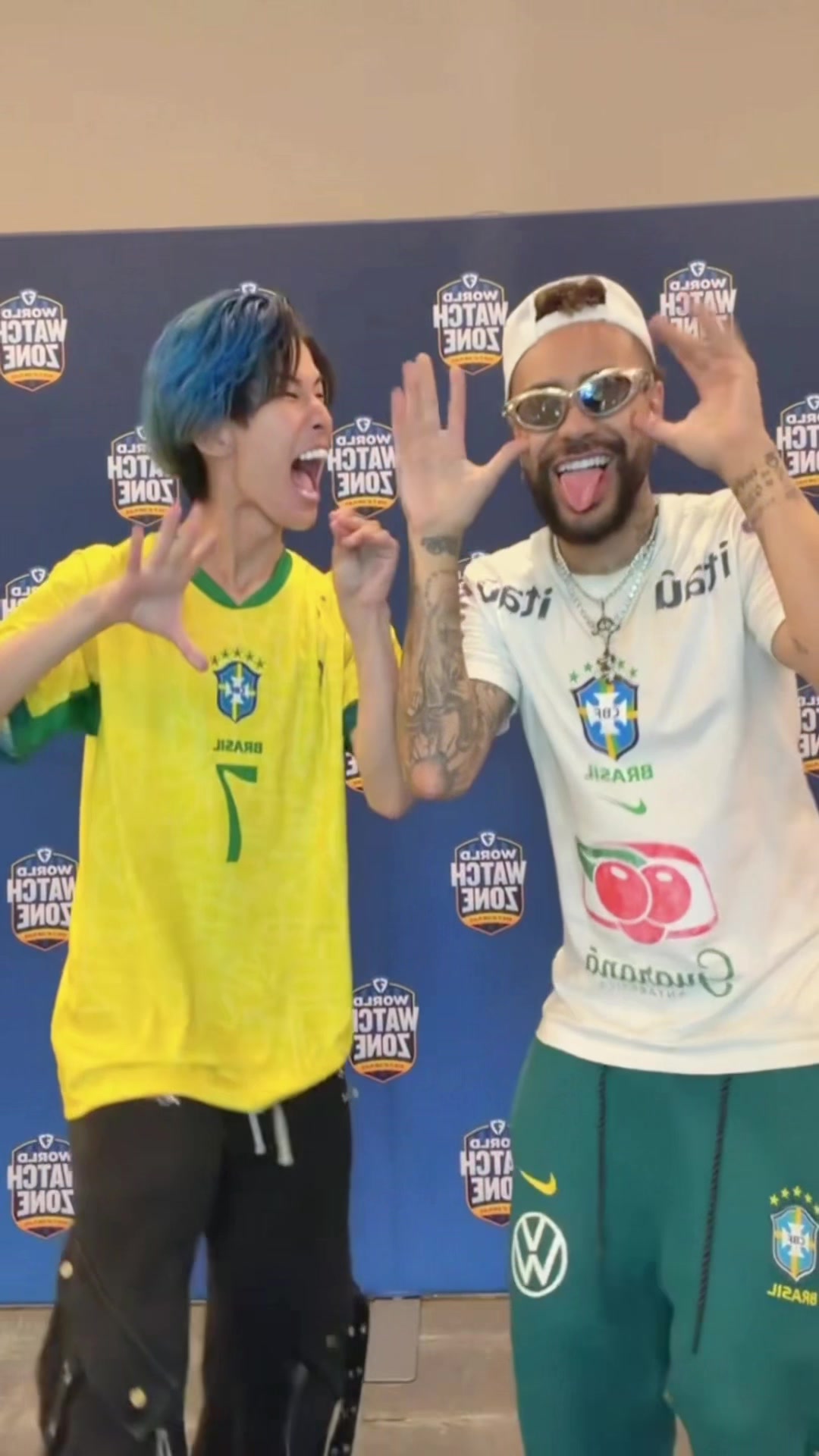 @Ney