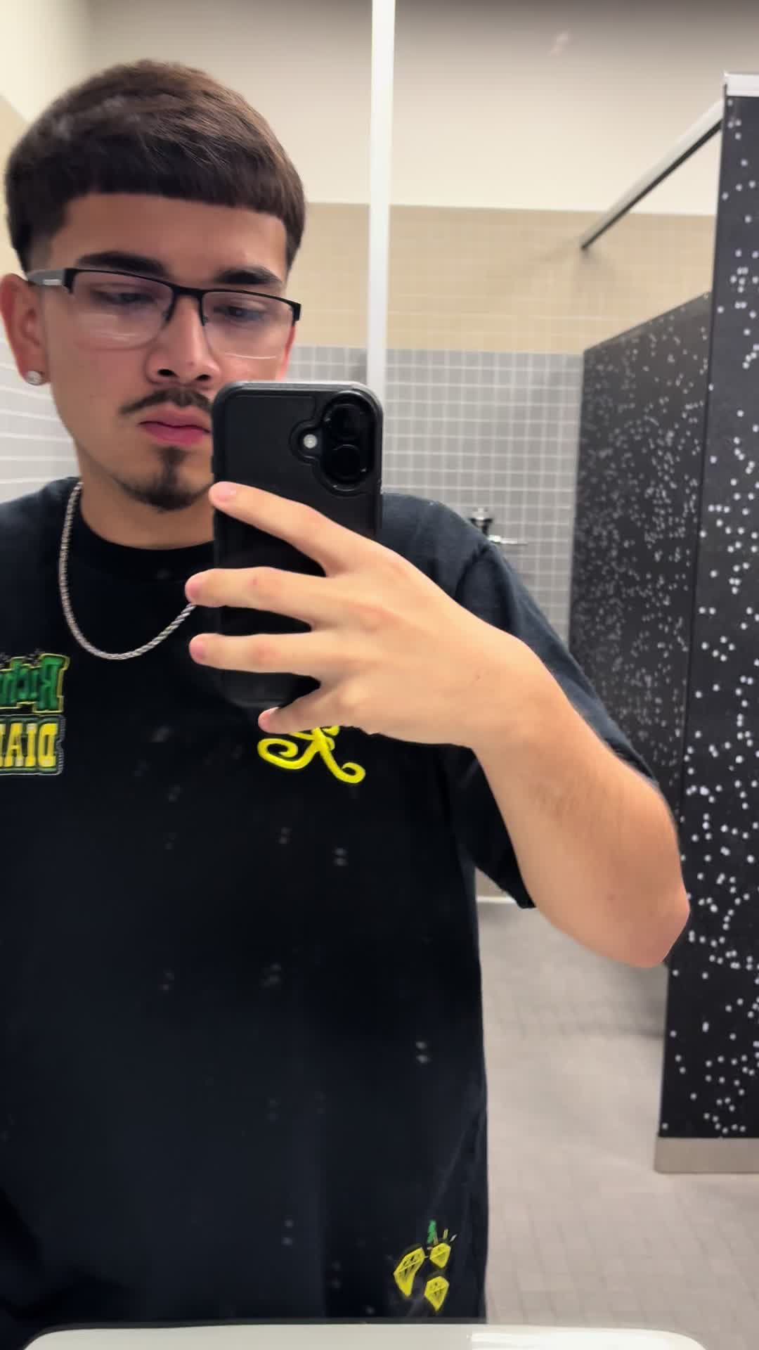 @Damn._nick