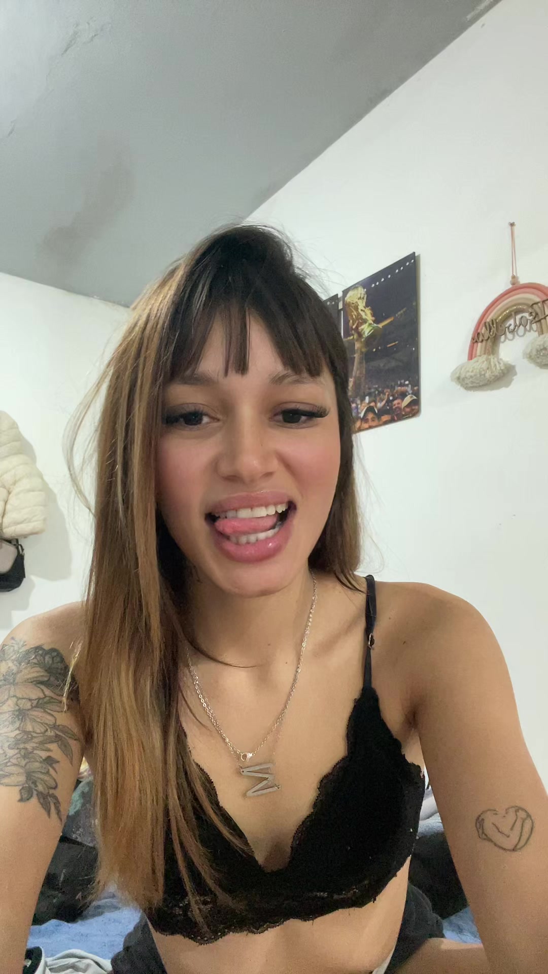 @Moreaguilaa
