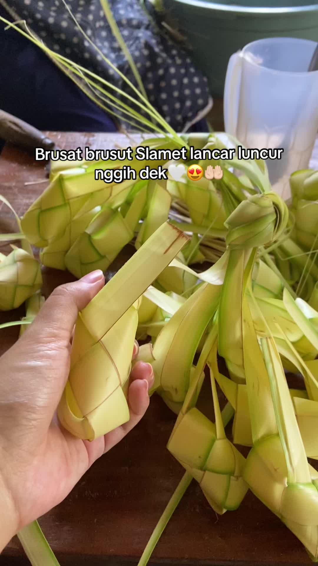 @YulianaLarasati_