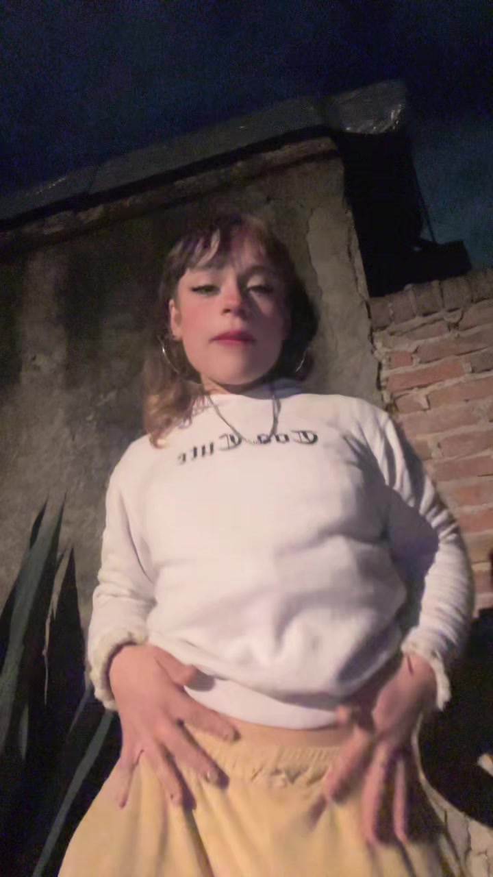 @nikki_juliet_
