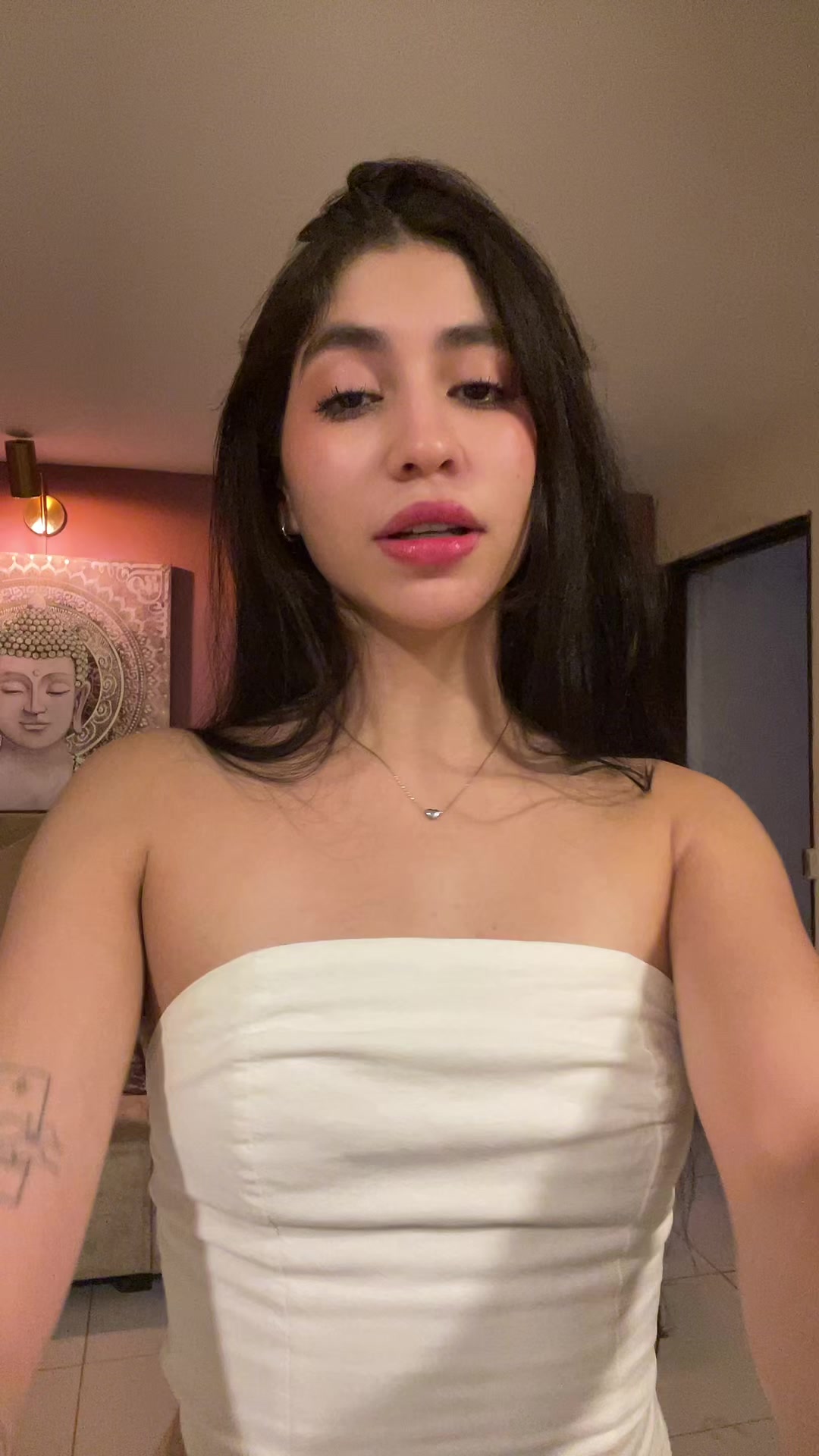 @Mel 🌙
