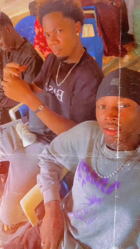 @@bise___xeucha🇸🇳😜🧠
